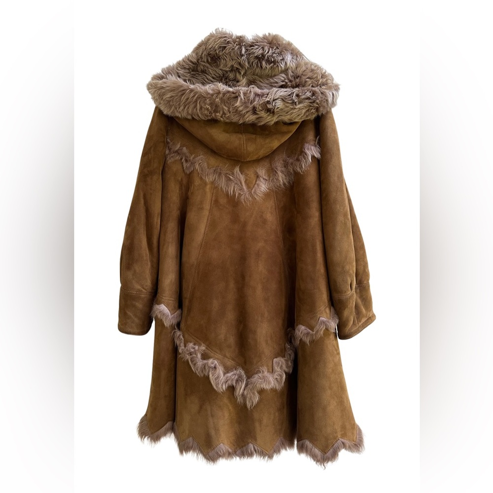 Genuine fur shearling coat - Picture 2 of 3